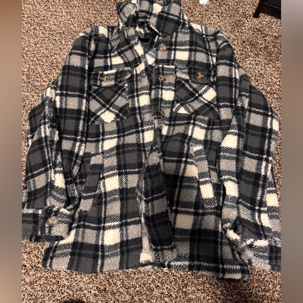 Love tree shacket